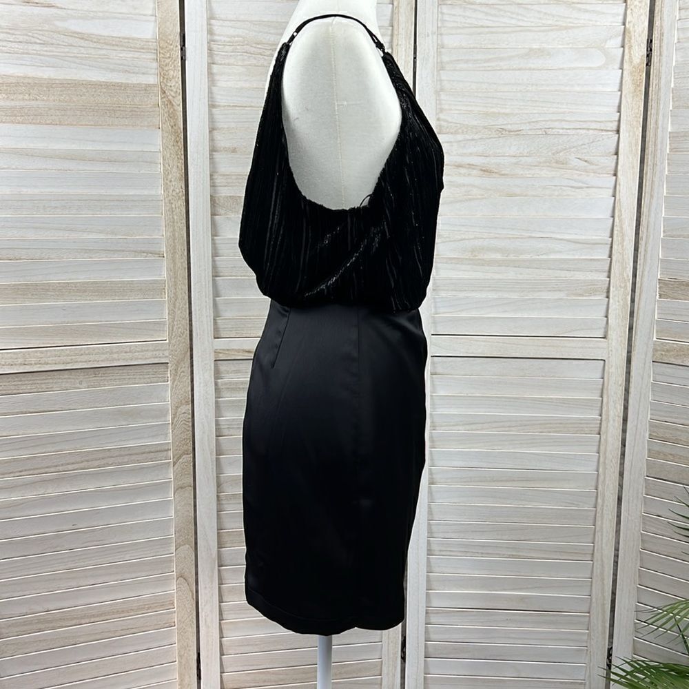 ASTR The Label Callie V-Neck Mini Party Cocktail Dress Small - Picture 5 of 14